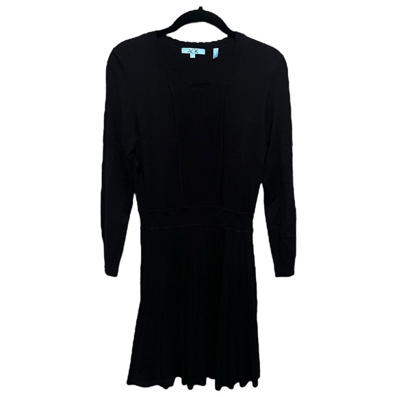 Draper James Scallop Sweater Dress - Picture 2 of 12